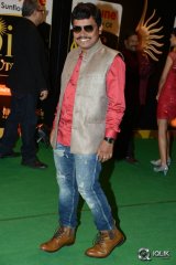Celebs at IIFA Utsavam 2016